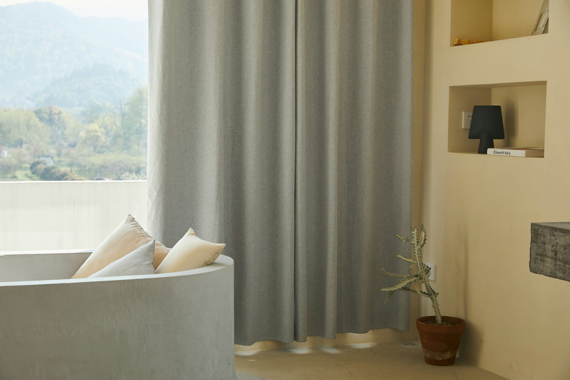 A Comprehensive Guide to Lining Curtains and Blinds Fabrics Galore