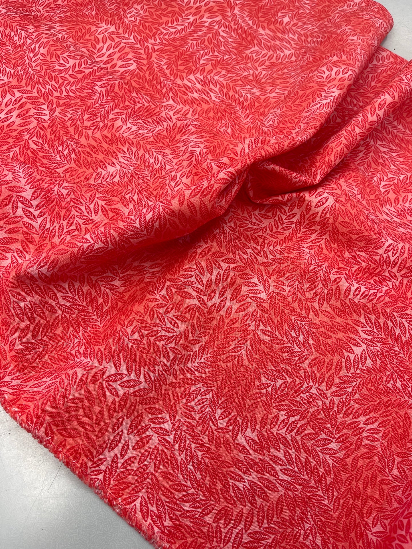 Quilting Cotton - Coral Leaf