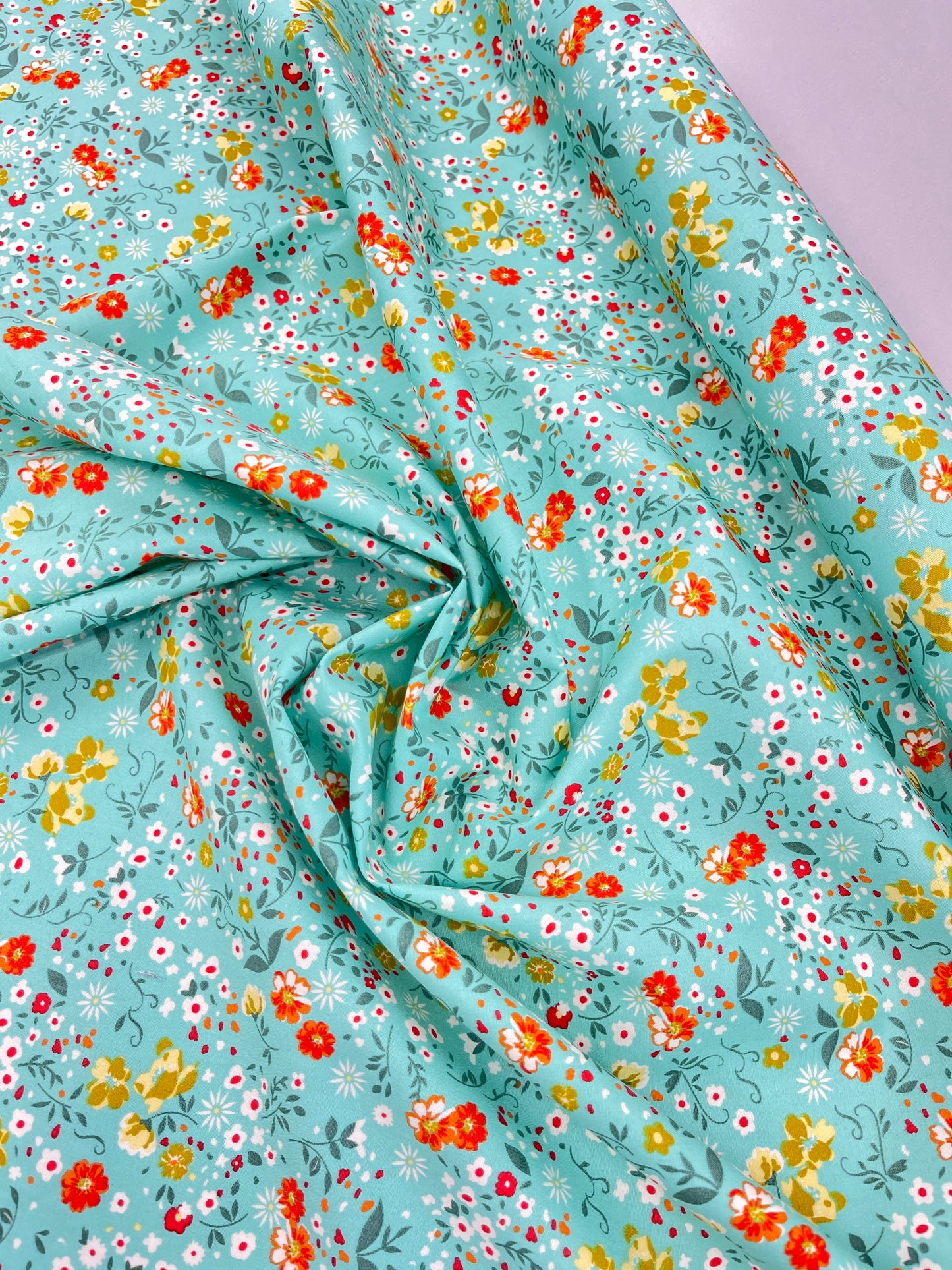 Cotton Poplin - Green Flower