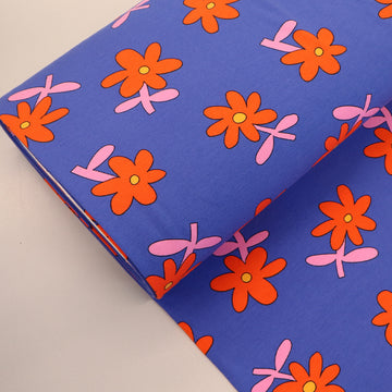 95% Organic Cotton 5% Elastane
Blue Floral Jersey Fabric with Red Daisy