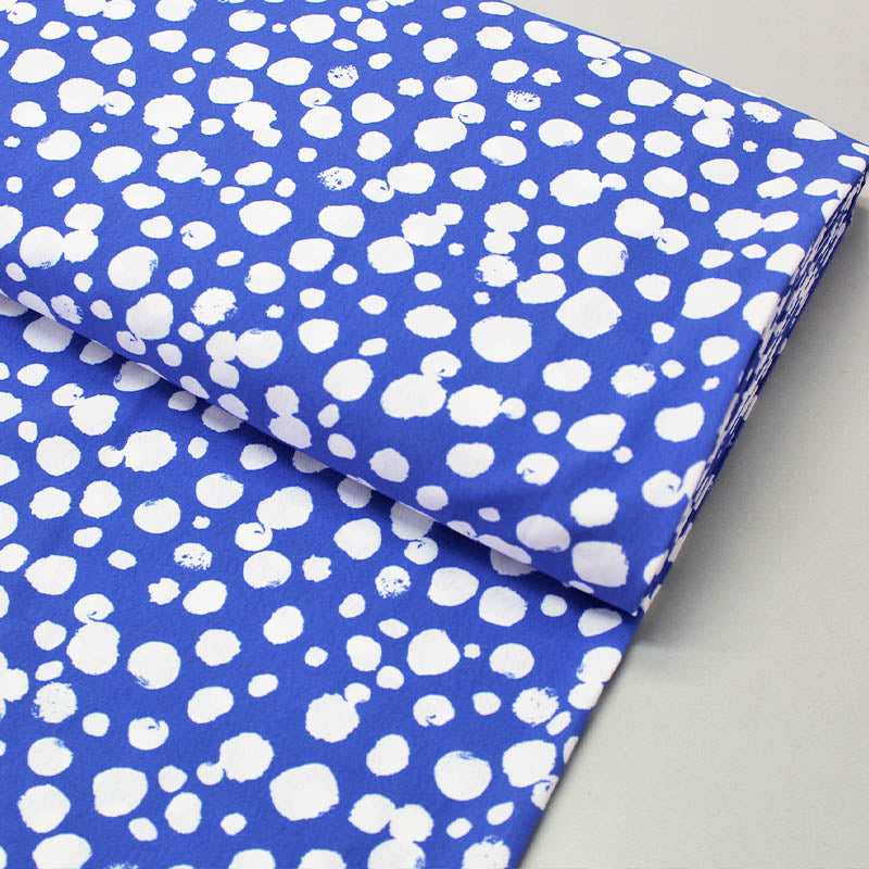 100% Polyester Blue and White Bubble Print Drape Fabric