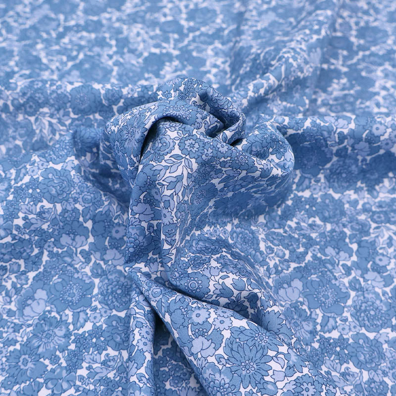 Liberty Fabrics Tana Lawn™ - Nell Mono - Blue