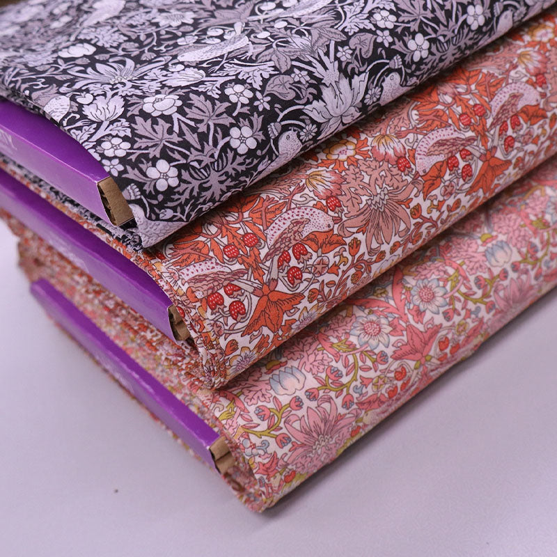 Liberty Fabrics Tana Lawn™ - Strawberry Thief - Black