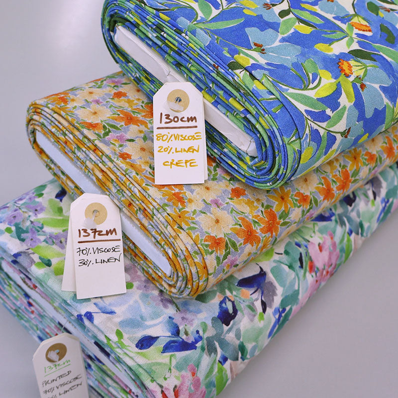 Linen and Viscose Crepe - Orange and Peach Flowers