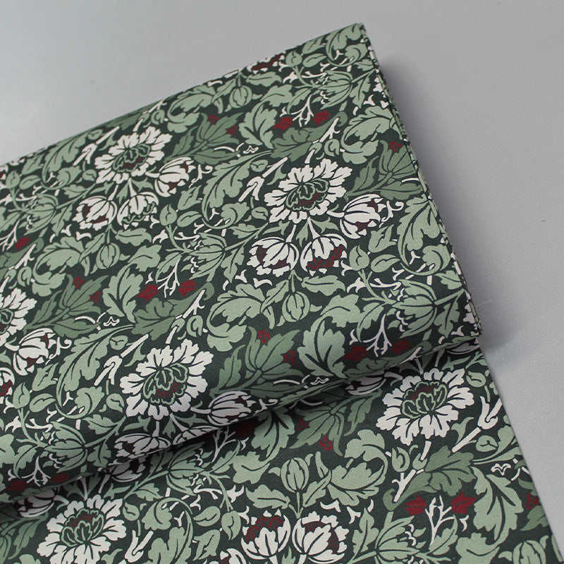 100% Organic Cotton  William Morris Fabric - Flowering Scroll 