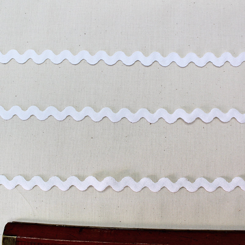 Craft Ric Rac Trim | White Ric-Rac | Craft Fabric Online – Fabrics Galore