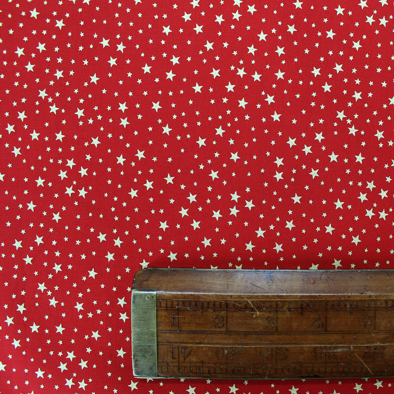 Red Christmas Patchwork - Golden Falling Stars